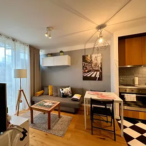 Stylecomfort Flamingo House Apartment